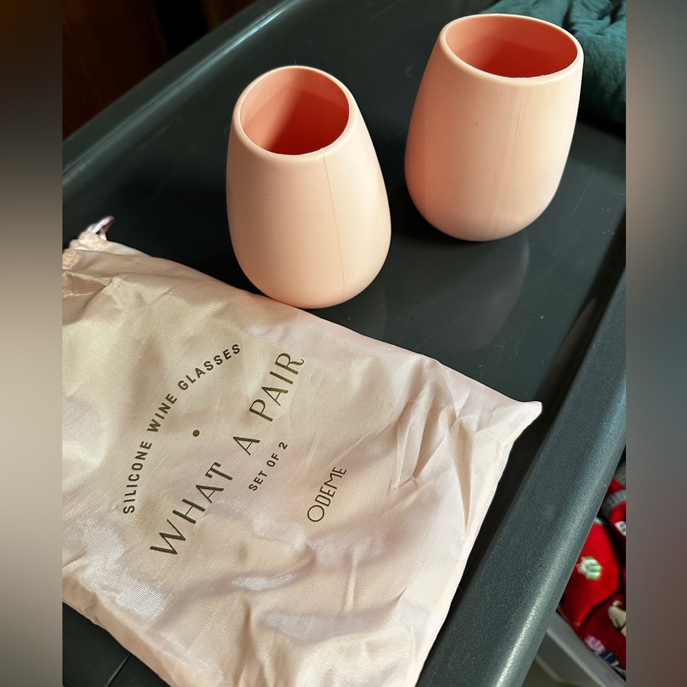 Blush Odeme Silicone Wine Glasses